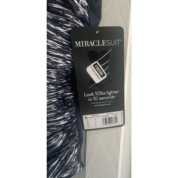 MIRACLESUIT "SILVER SHORES TEMPTRESS" one piece swimsuit in Midnight, A32 - Picture 7 of 7